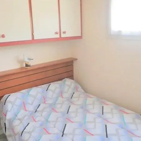 House Saint Palais Sur Mer - Maison Situee Rue Des Ecoles - Au Calme Holiday home *