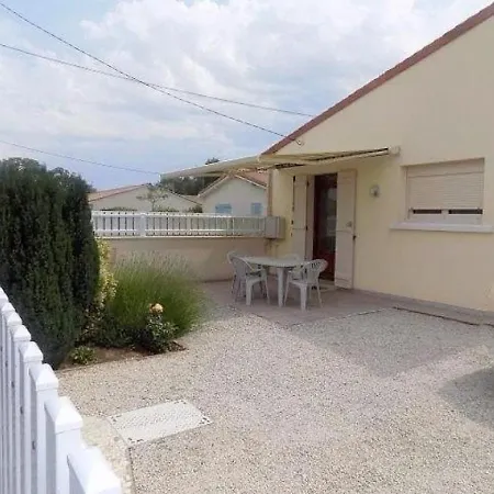 Holiday home House Saint Palais Sur Mer - Maison Situee Rue Des Ecoles - Au Calme